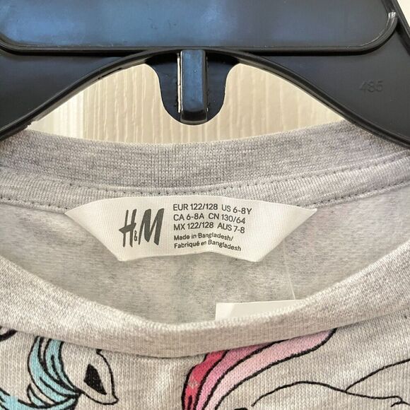 H&M Gray Lightweight Unicorn Sweatshirt Rainbow Manes Stars Girls Size 6-8 NWT - Picture 5 of 10